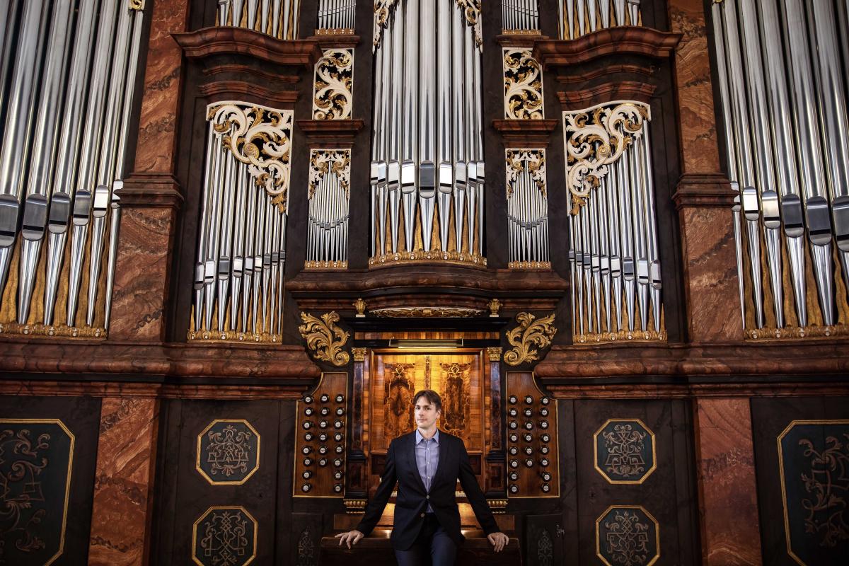 Philipp Christ Liebig (7)(3) Philipp Christ Liebig (7)(3)