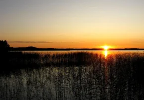 sunset-3062776 1280 | Foto: https://pixabay.com/de/photos/sonnenuntergang-finnland-see-3062776/